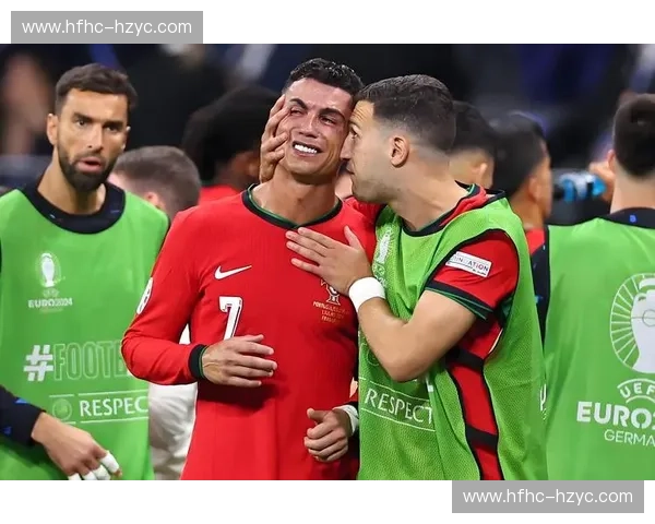 C罗精彩全场表现集锦 足球赛场突破与进球瞬间回顾